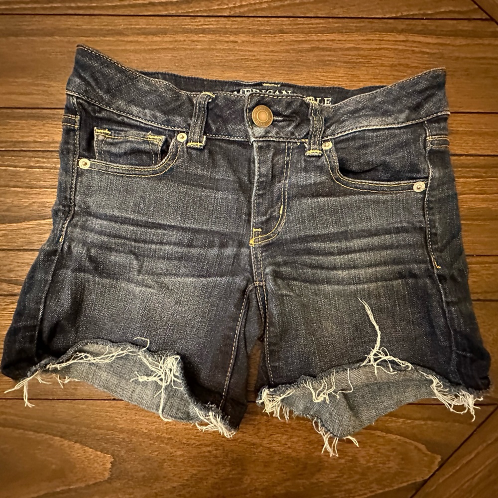 AE Cutoff Shorts Sz 4